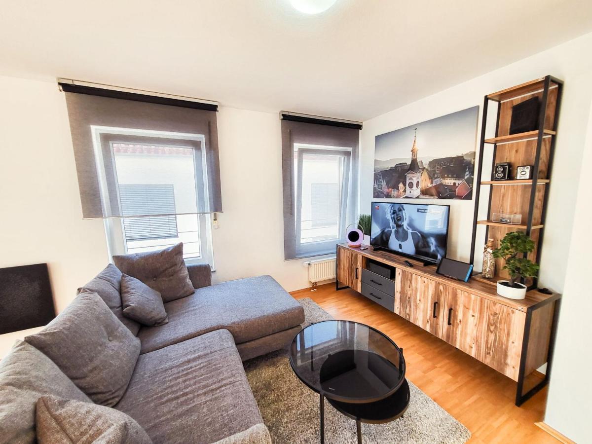 Zentrale Ferienwohnung In Aalen City Mit 4-Sternen Eksteriør billede